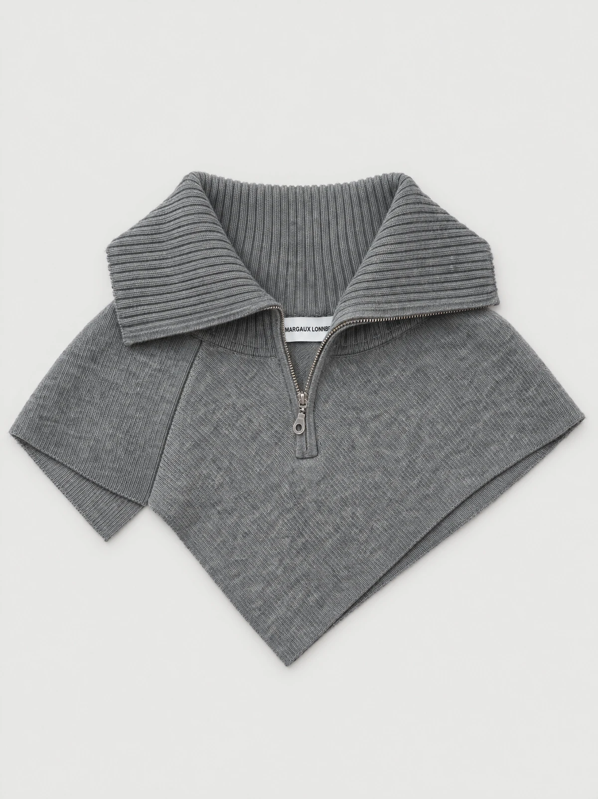 Mini-pull en maille grise — packshot fini